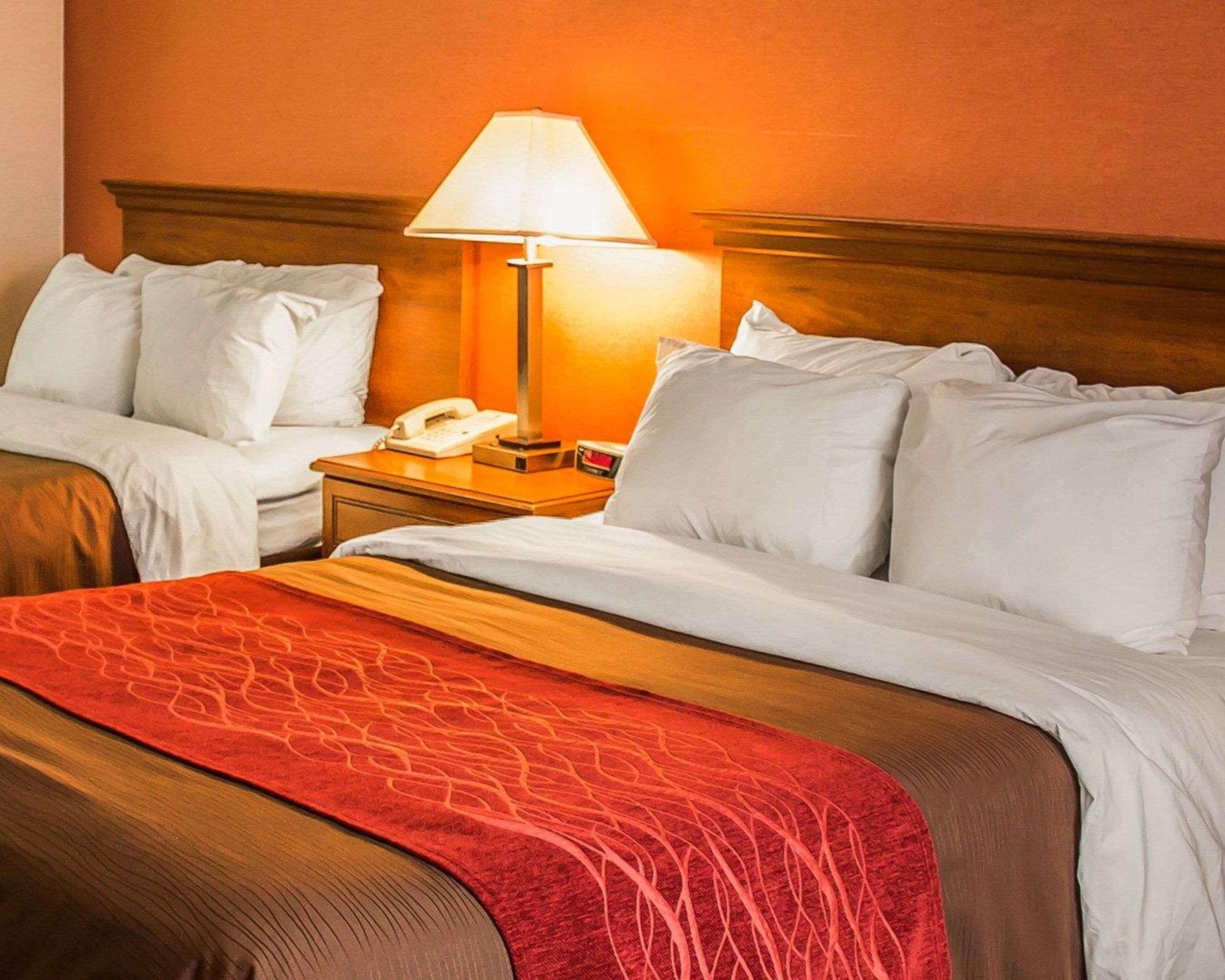 Quality Inn East Liverpool Eksteriør bilde