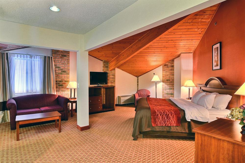 Quality Inn East Liverpool Eksteriør bilde