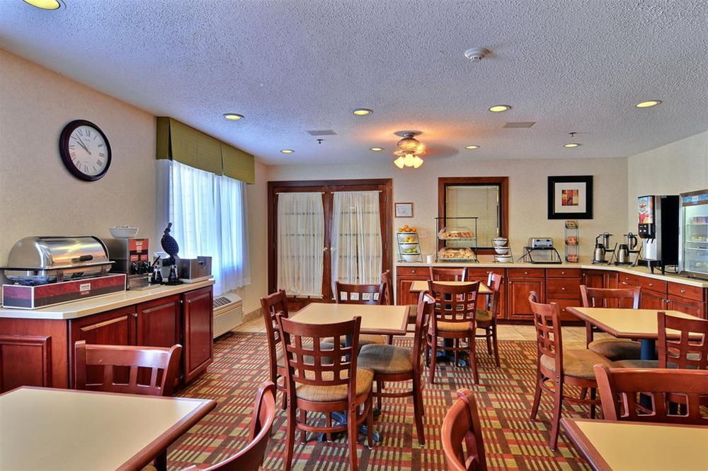Quality Inn East Liverpool Eksteriør bilde