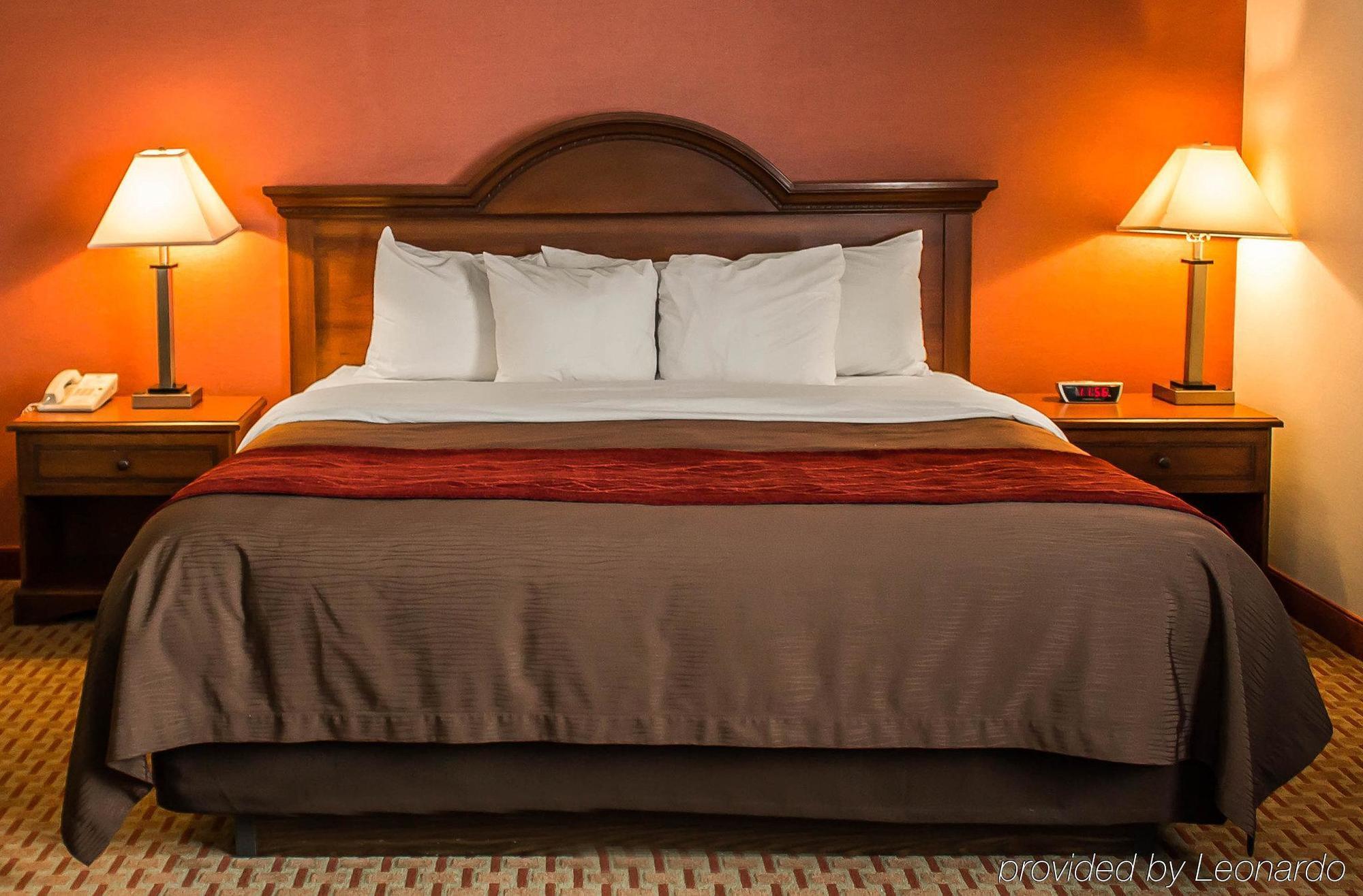 Quality Inn East Liverpool Eksteriør bilde