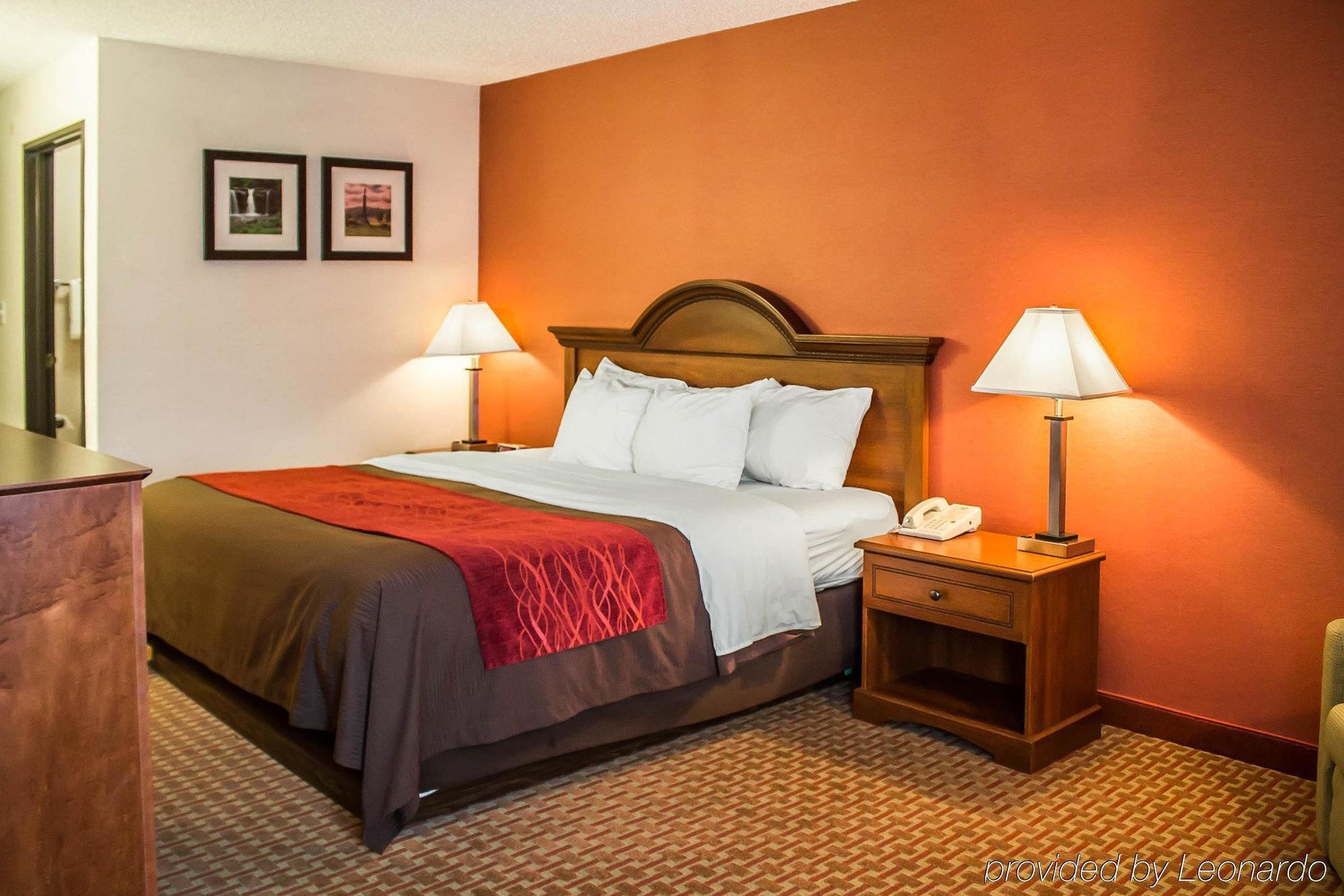 Quality Inn East Liverpool Eksteriør bilde
