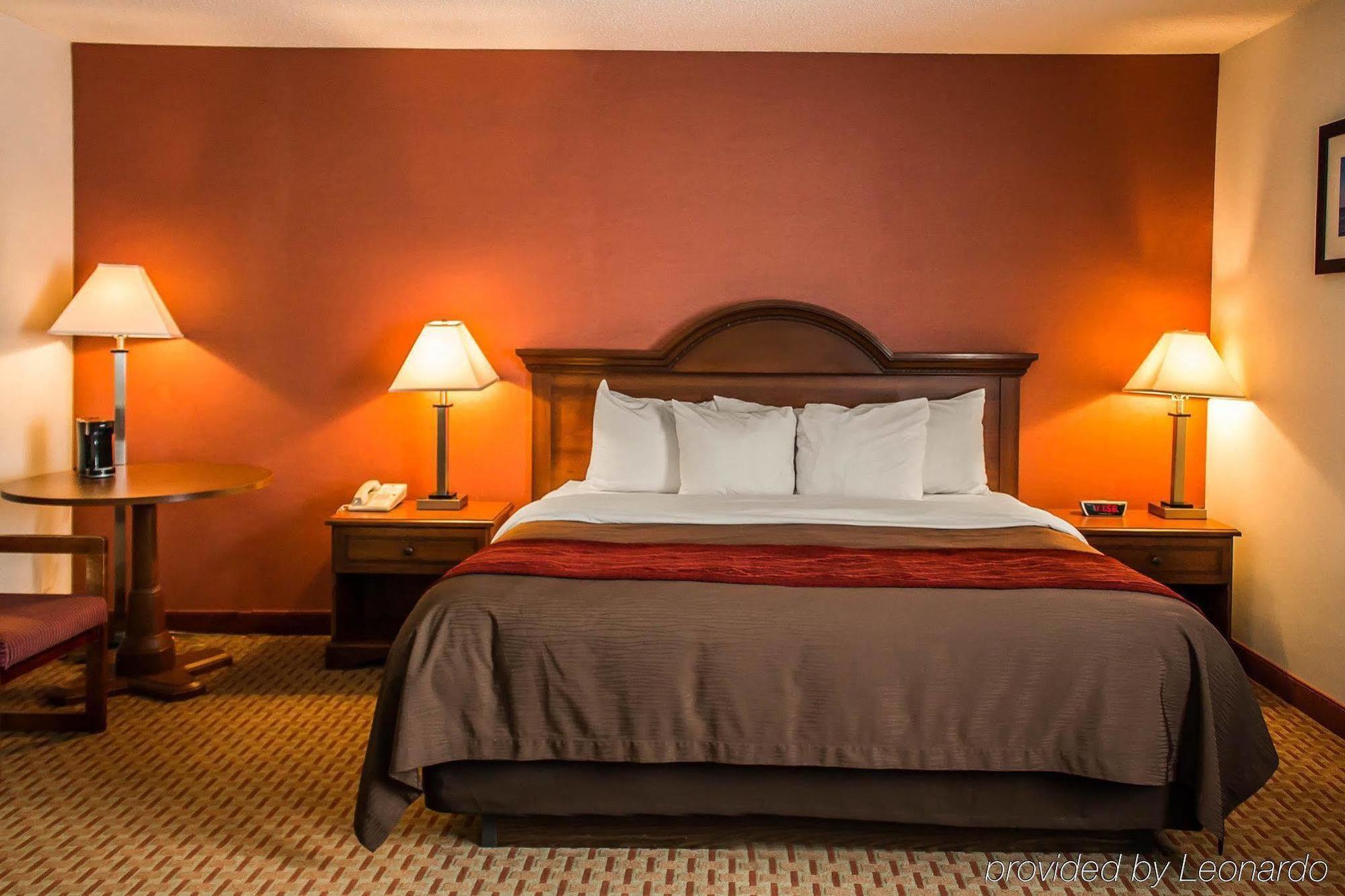Quality Inn East Liverpool Eksteriør bilde